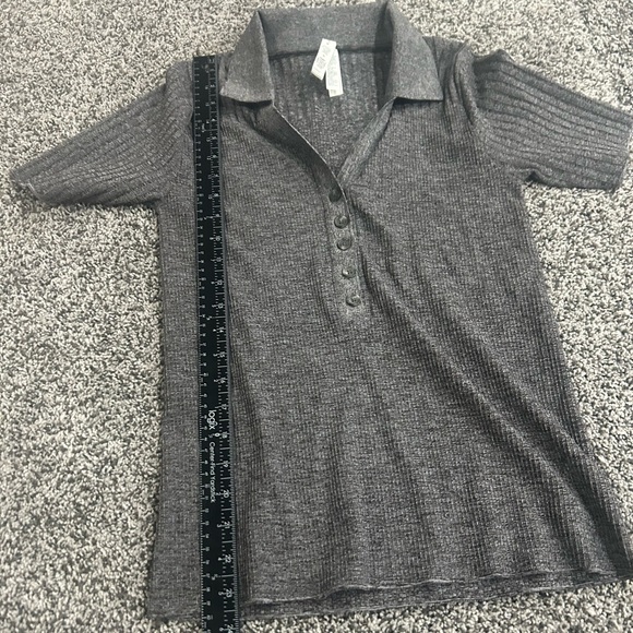 Athleta Ribbed Collared Button Front Top Size Medium - Picture 5 of 6